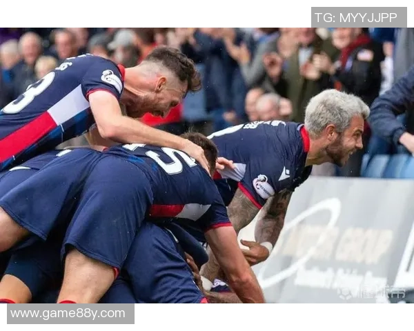 马瑟韦尔与罗斯郡激战正酣最新战报分析与精彩瞬间回顾